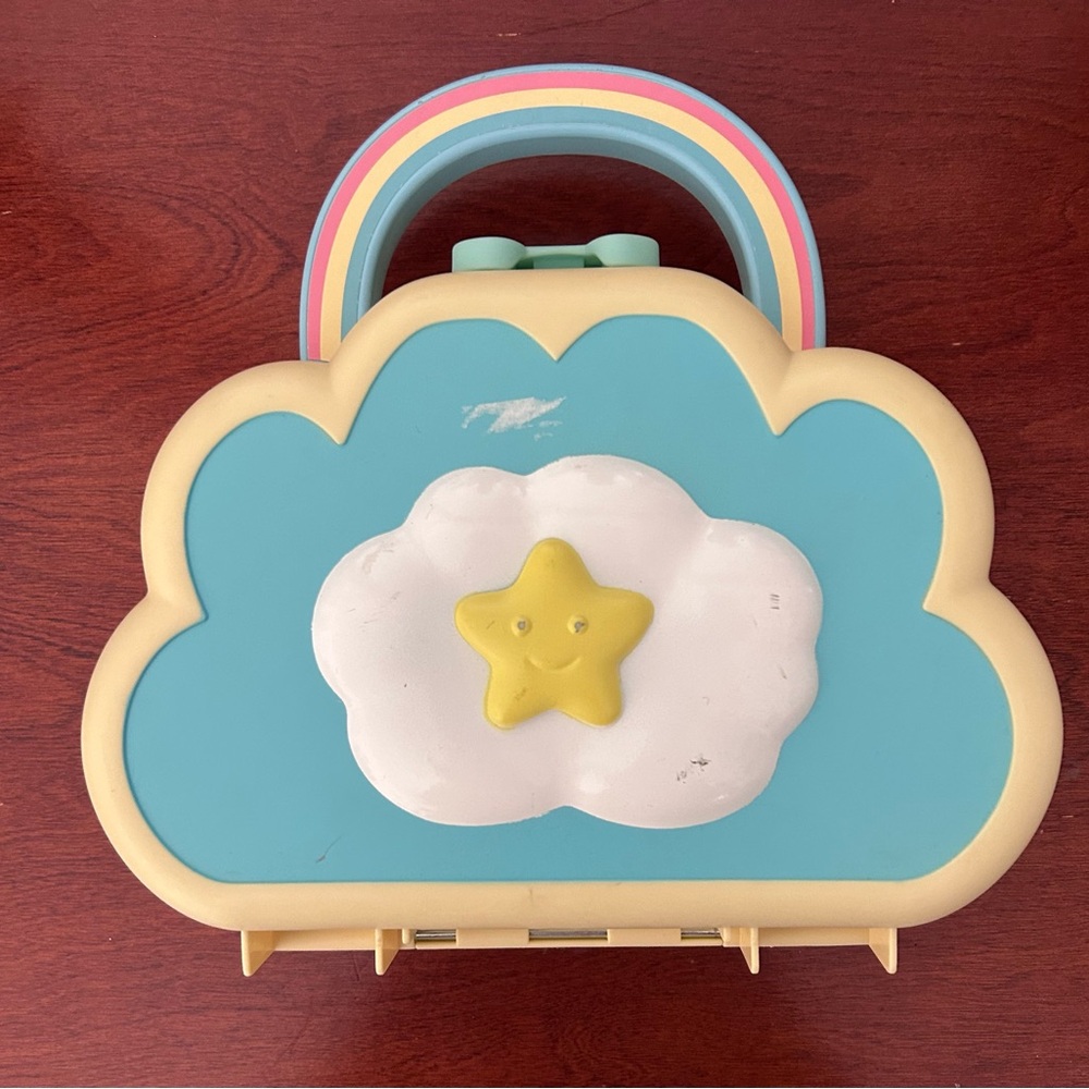 Bluey Cloud Shaped doctor Toy kit with Rainbow Handle